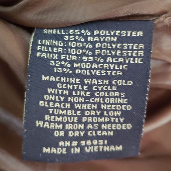 Bailey's Point Quilted Plaid Winter Vest with Faux Fur Hood Sz M (10-12) - Picture 7 of 8